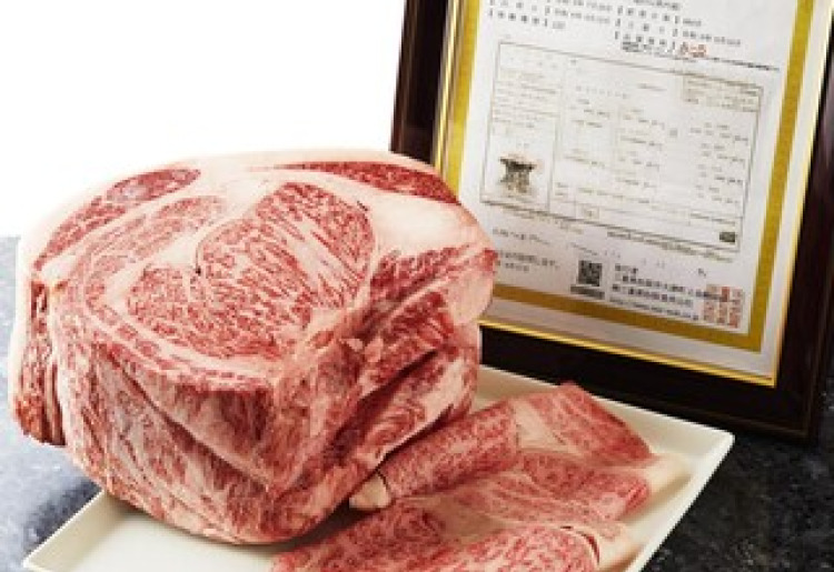 伝統のしゃぶしゃぶ　松坂牛コース